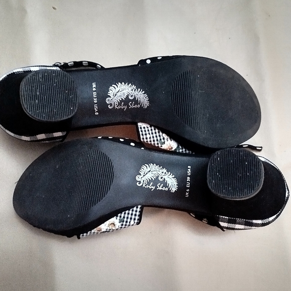 NEW 60s Xanthe Peeptoe Pumps in Black - Picture 3 of 3